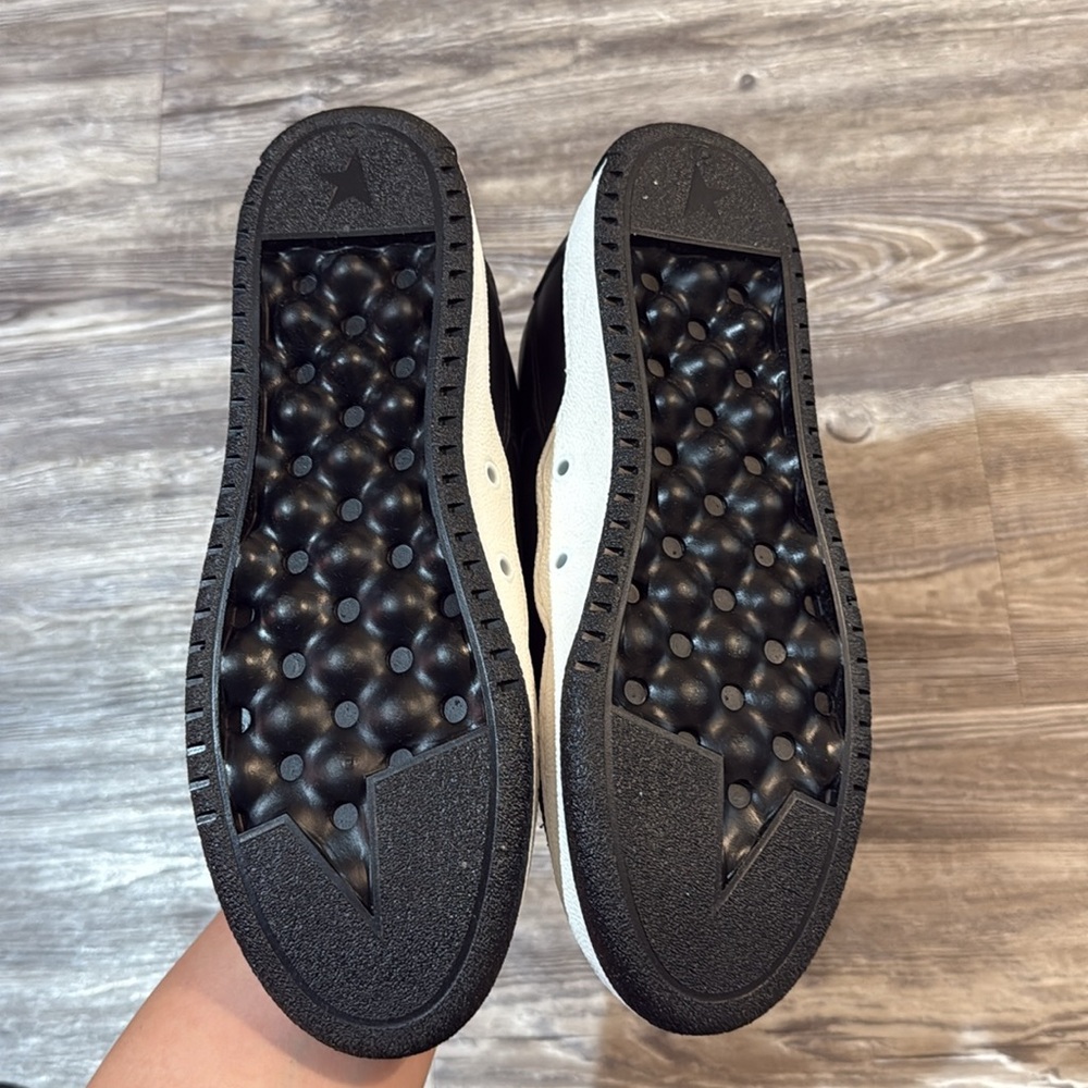 Golden Goose - Picture 3 of 8
